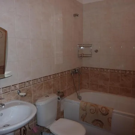 3 Mountains 酒店 班斯科