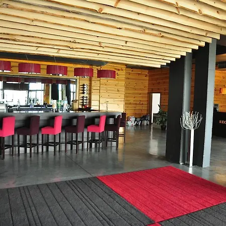 3 Mountains 3* 班斯科