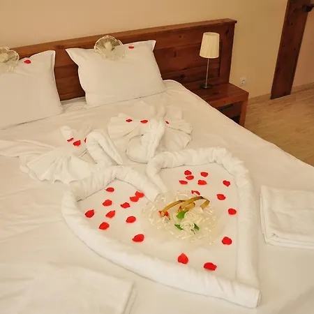 3 Mountains מלון 3*