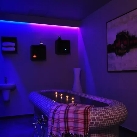 3 планини Хотел 3*