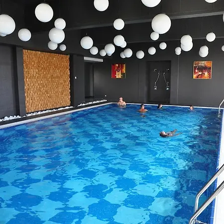 3 планини 3* Банско