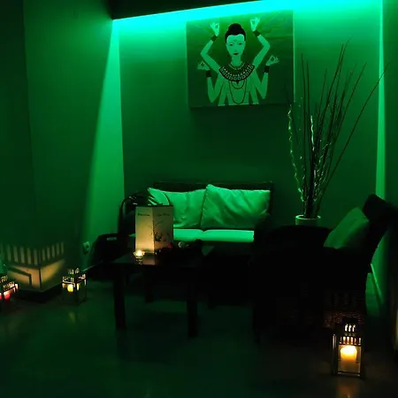 3 планини Хотел